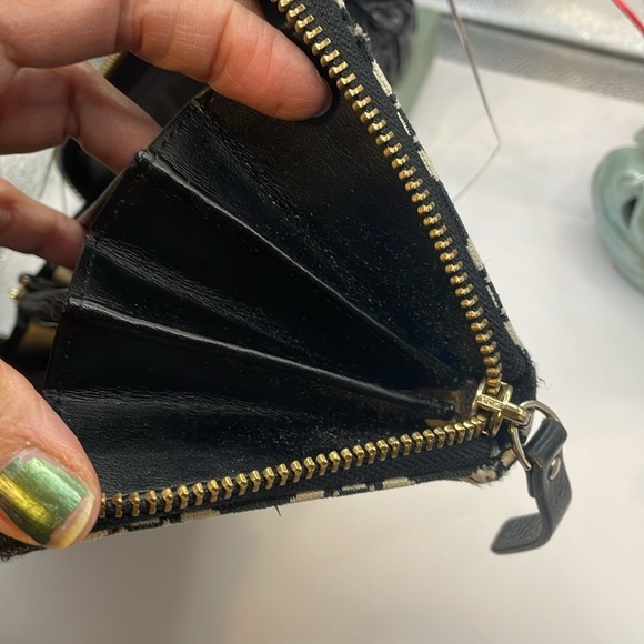 Kate Spade Black and Cream Wallet with Pink Stripe - Picture 8 of 11